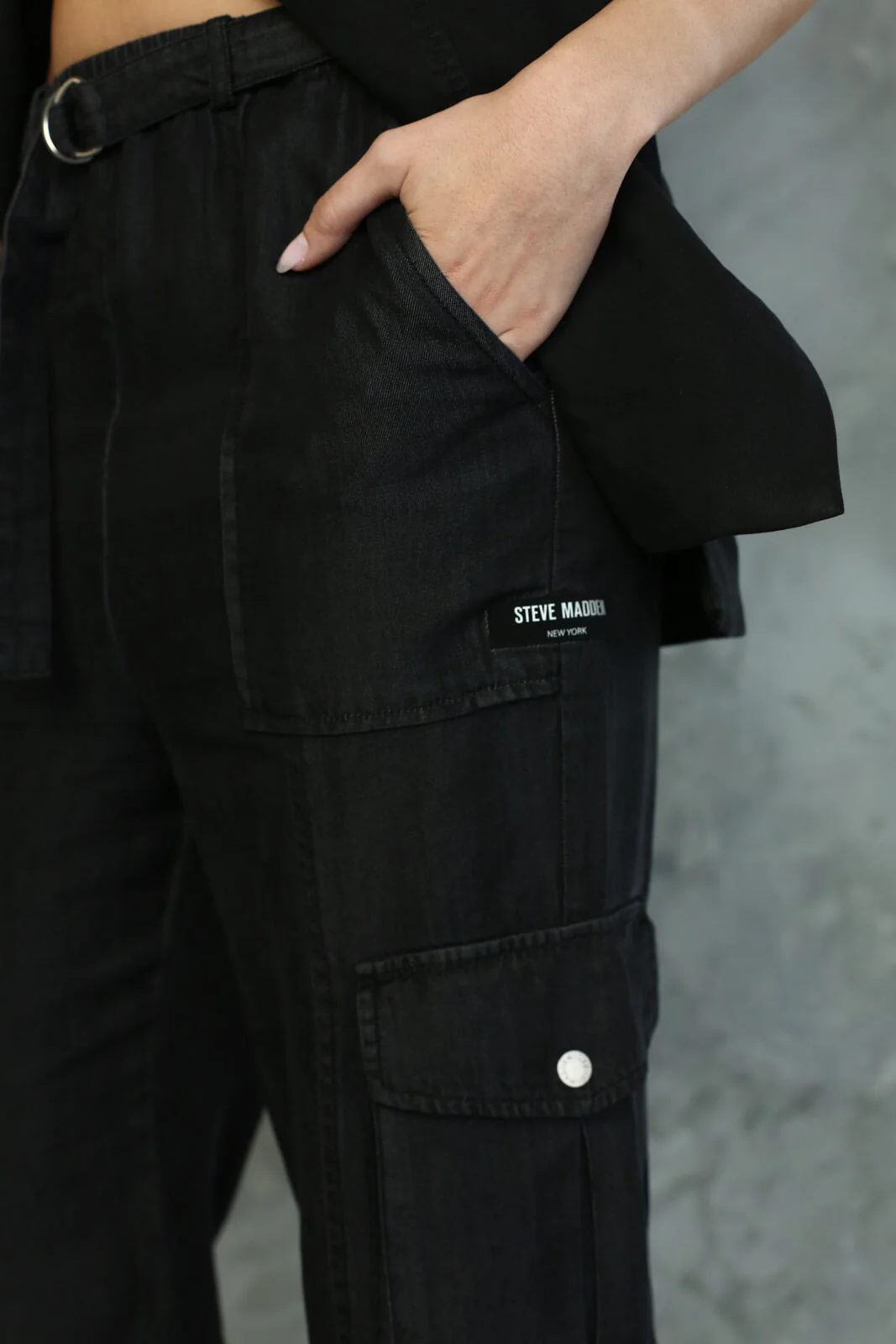 מכנסיים לנשים NOLITA בשחור - Image 6